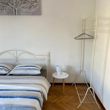 Apartment Niko - Self Check - In Split Exterior foto